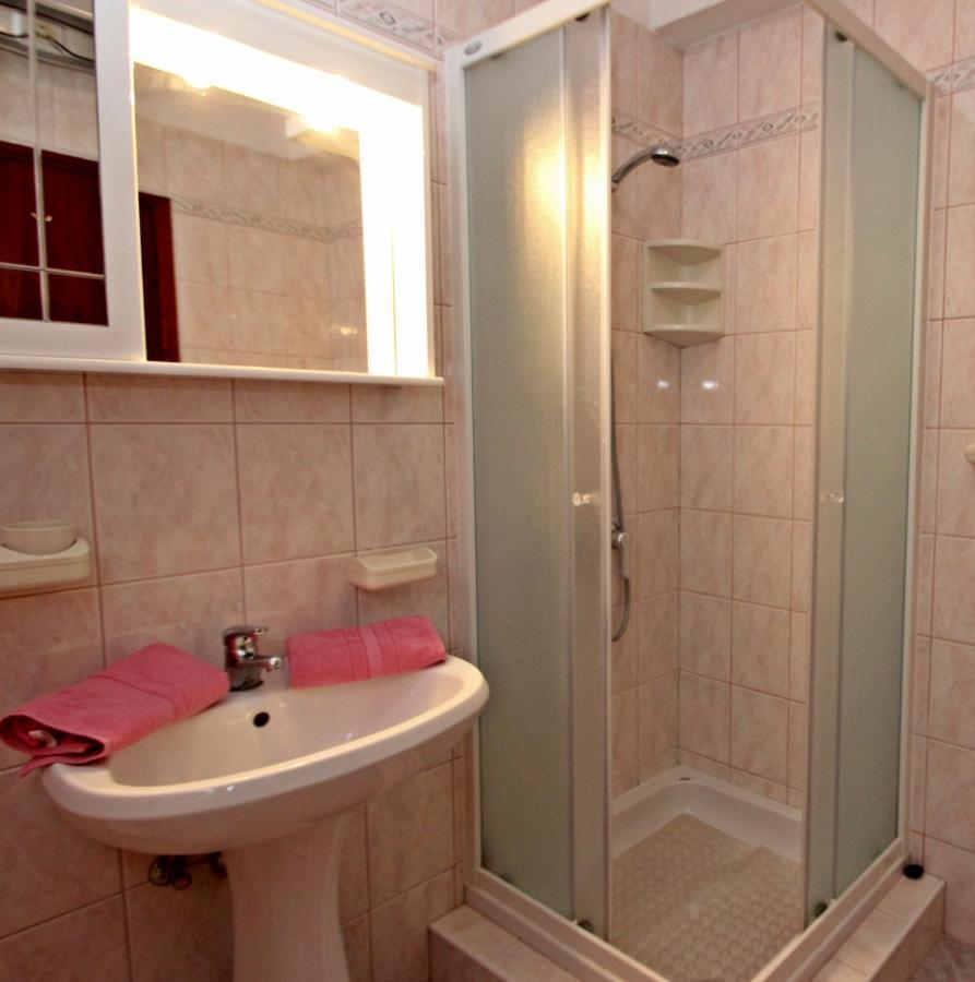 Apartman Ornela Porec Exterior photo