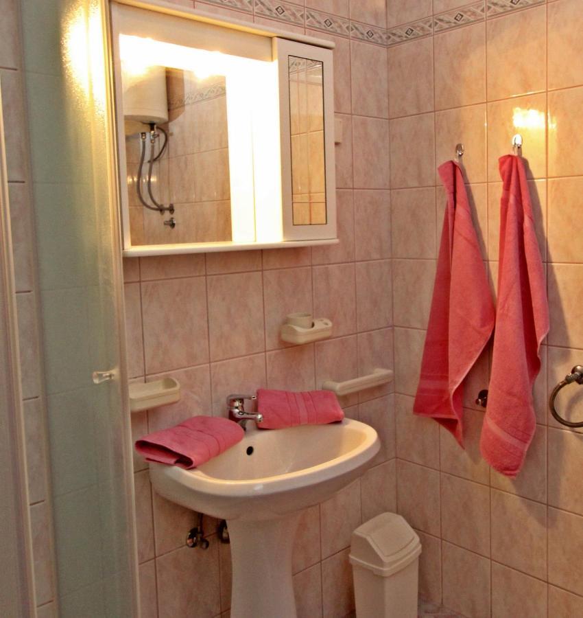 Apartman Ornela Porec Exterior photo