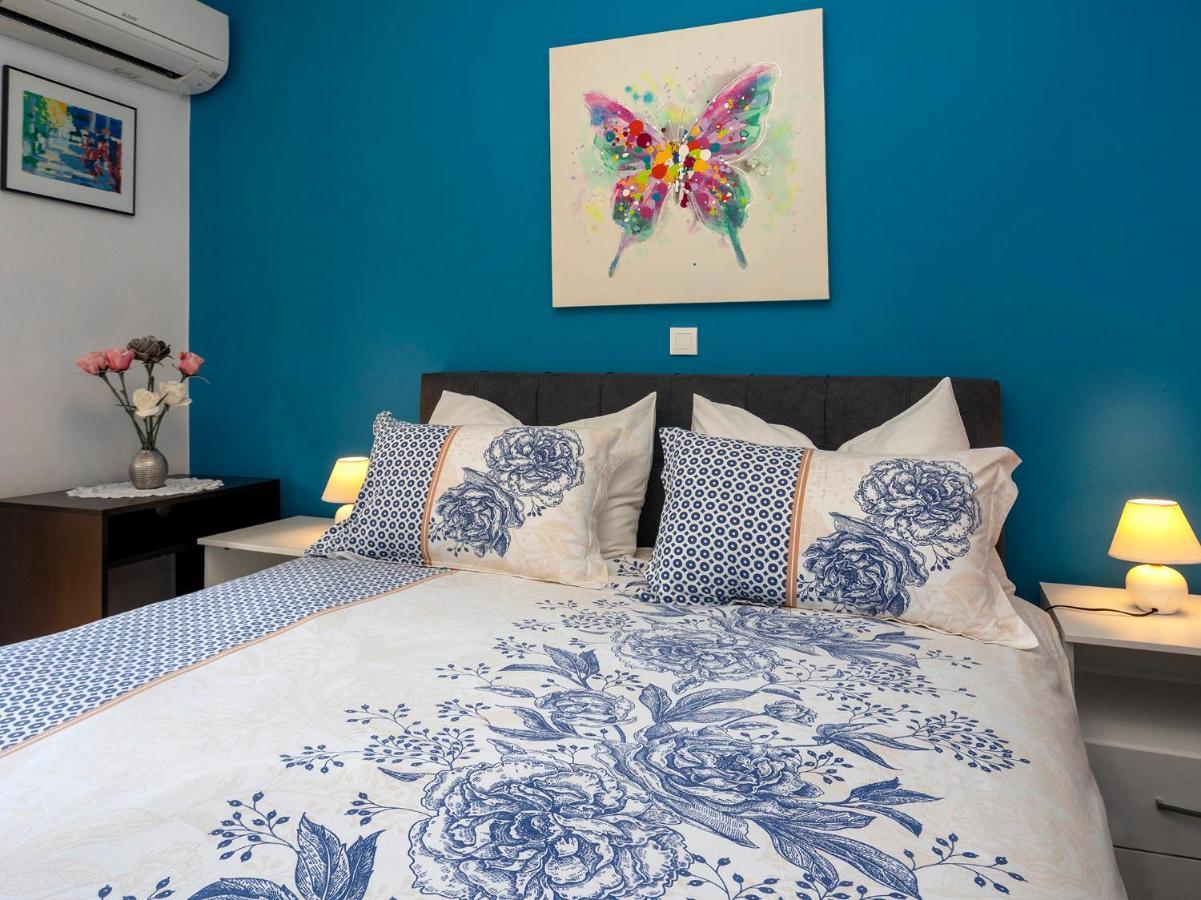 Apartman Ornela Porec Exterior photo